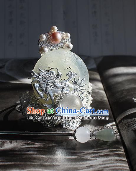 Chinese Ancient Royal Prince Headpieces Traditional Ming Dynasty Imperial Guards Jade Hair Crown and Argent Hairpin