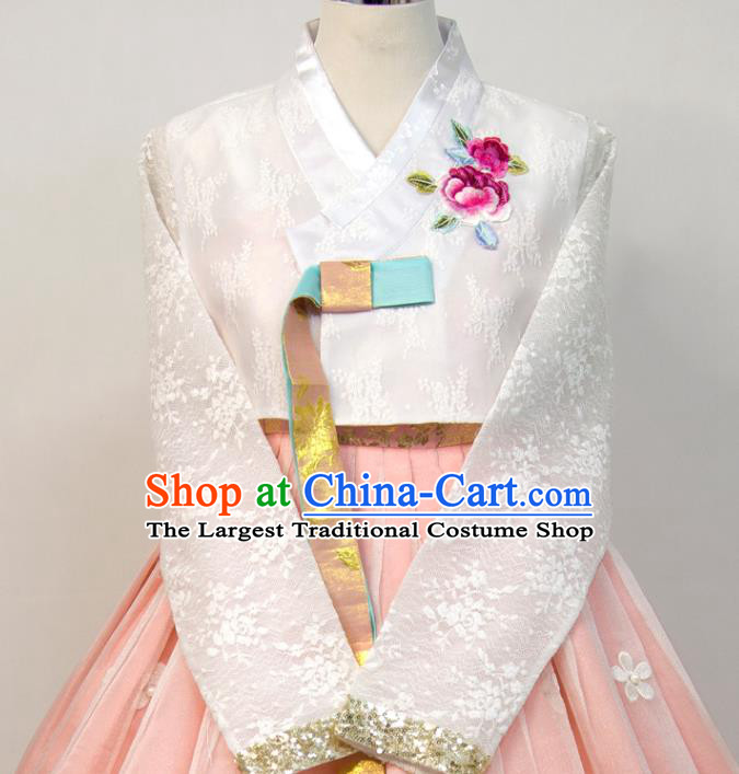 Korea Young Lady Classical Hanbok White Blouse and Pink Dress Traditional Wedding Clothing Korean Bride Fashion Costumes