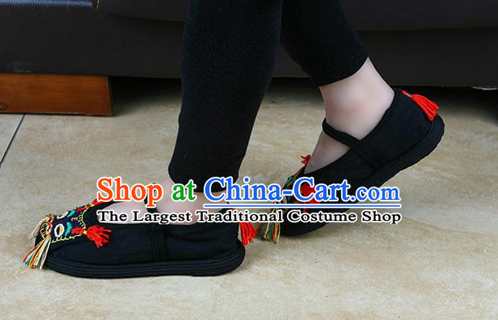 China National Folk Dance Cloth Shoes Embroidered Tiger Head Shoes Handmade Black Canvas Shoes
