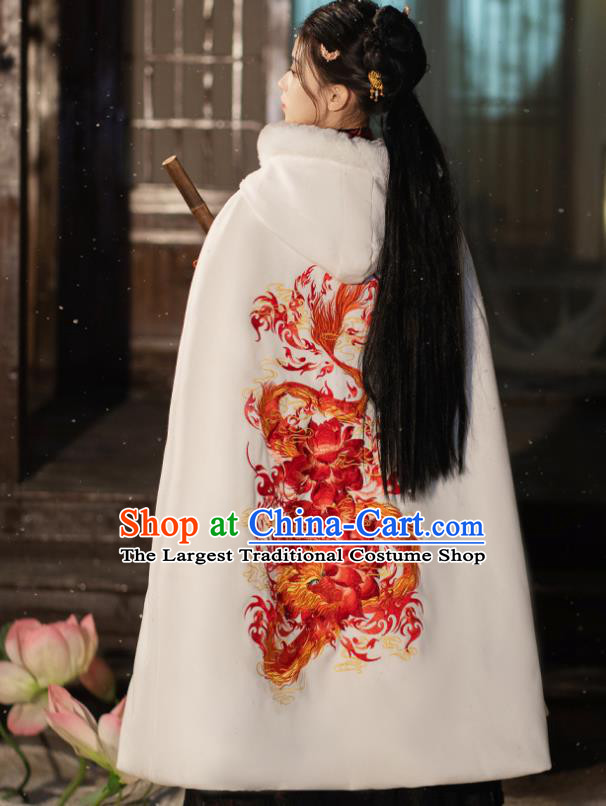 China Ancient Swordswoman Embroidered White Cloak Ming Dynasty Princess Historical Clothing Traditional Winter Hanfu Cape