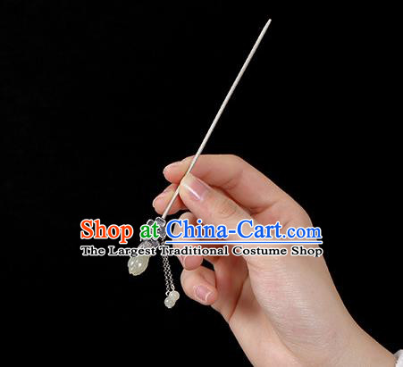 Chinese Traditional Hair Jewelry Classical Jade Mangnolia Hair Stick Cheongsam Accessories Headpiece Handmade Silver Tassel Hairpin