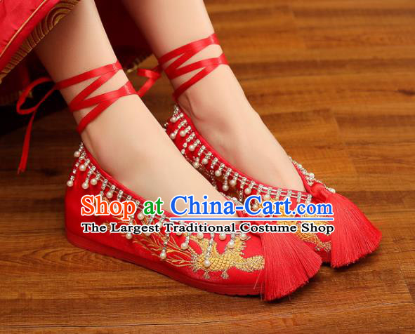 China Xiuhe Red Satin Shoes Classical Wedding Shoes Embroidered Pearls Shoes Handmade Bride Shoes