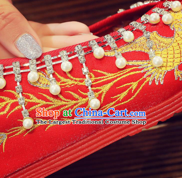 China Xiuhe Red Satin Shoes Classical Wedding Shoes Embroidered Pearls Shoes Handmade Bride Shoes