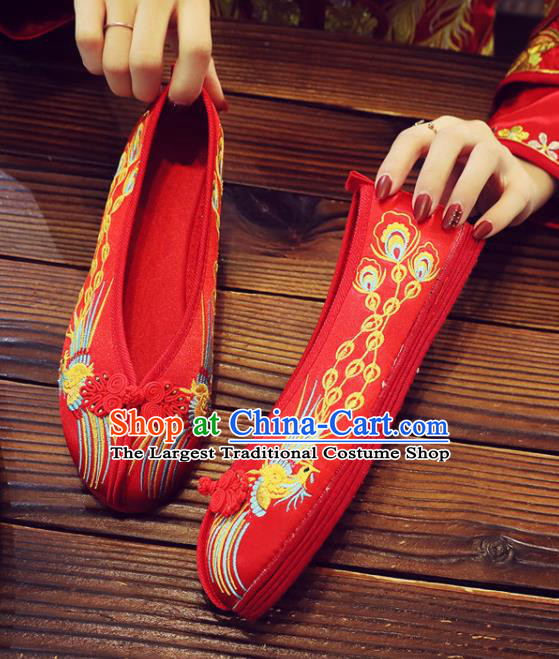 China Handmade Bride Shoes Xiuhe Red Satin Shoes Classical Wedding Shoes Embroidered Phoenix Shoes