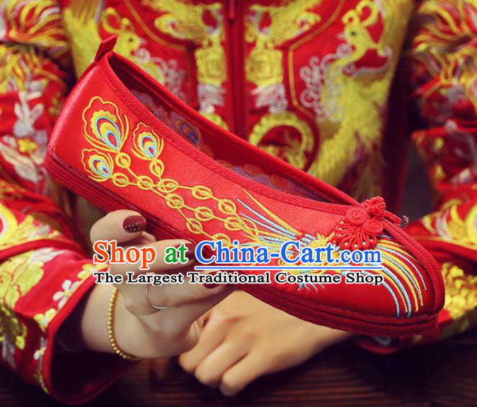 China Handmade Bride Shoes Xiuhe Red Satin Shoes Classical Wedding Shoes Embroidered Phoenix Shoes