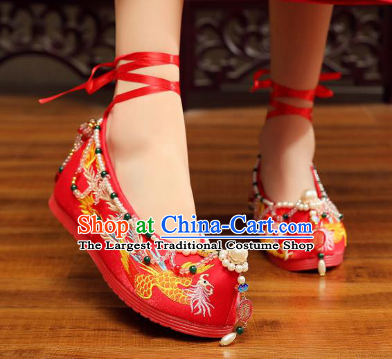 China Classical Wedding Shoes Embroidered Phoenix Shoes Handmade Bride Pearls Shoes XiuHe Red Satin Shoes Hanfu Shoes