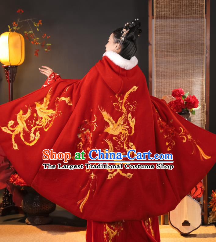 China Traditional Historical Garment Costume Ancient Princess Hanfu Cloak Ming Dynasty Wedding Embroidered Red Cape