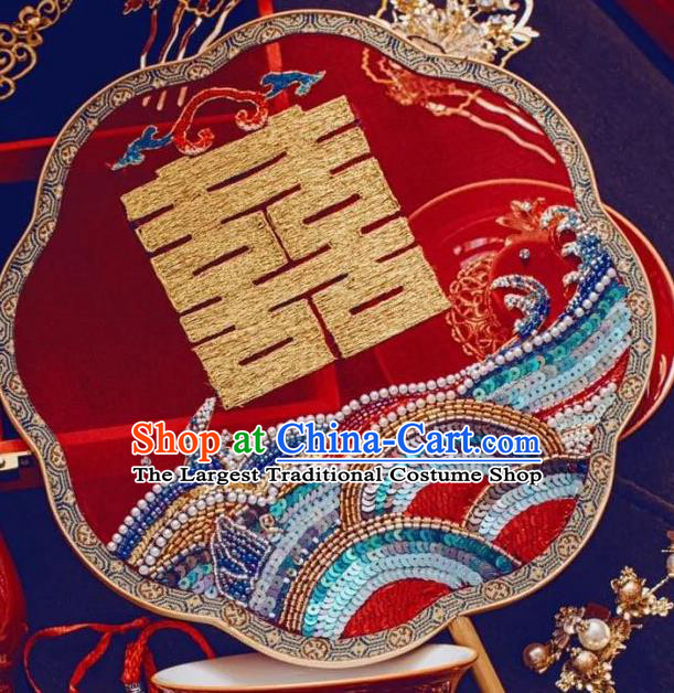 China Traditional Bride Red Silk Palace Fan Handmade Hanfu Dance Fans Wedding Embroidered Beads Fan