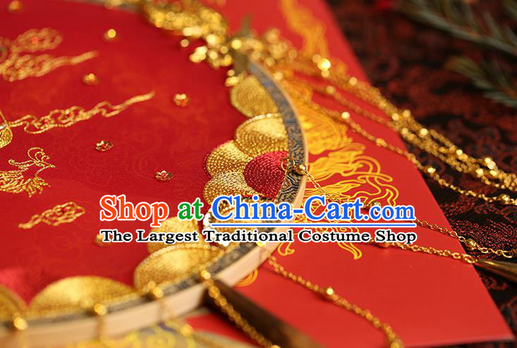 China Traditional Hanfu Golden Phoenix Tassel Circular Fans Wedding Bride Embroidered Fan Handmade Red Silk Palace Fan