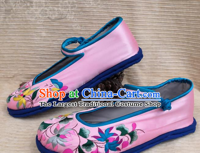 Handmade China Yunnan Ethnic Embroidered Chrysanthemum Shoes Folk Dance Shoes National Woman Pink Satin Shoes