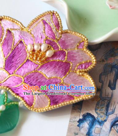 Handmade China Embroidered Lotus Pink Brooch Classical Jade Leaf Tassel Breastpin Accessories