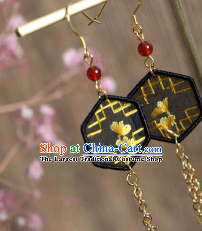 China Suzhou Embroidered Ginkgo Leaf Earrings National Cheongsam Ear Jewelry Handmade Golden Tassel Ear Accessories