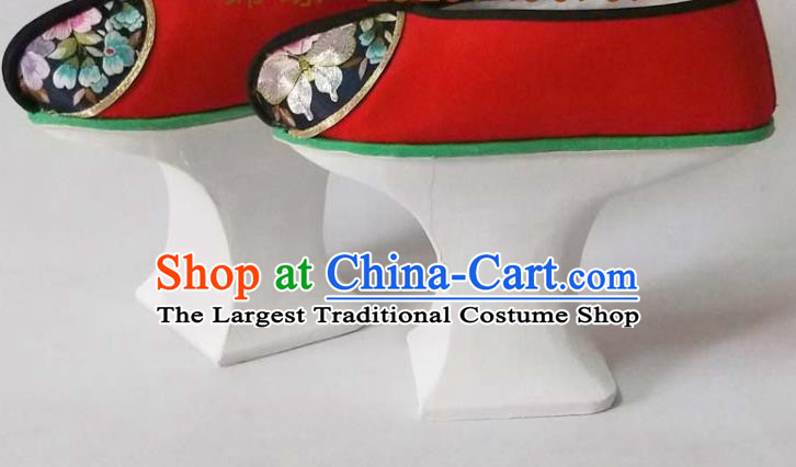 China Beijing Opera Hua Tan Red Embroidered Shoes Qing Dynasty Court Shoes Traditional Peking Opera Diva Shoes