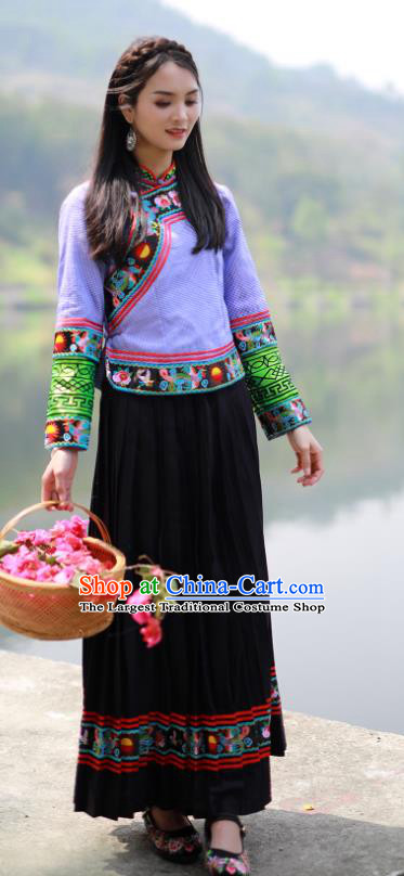 Chinese Bouyei Minority Folk Dance Dress Ethnic Performance Outfits Yi Nationality Woman Clothing Guizhou Festival Dance Garments