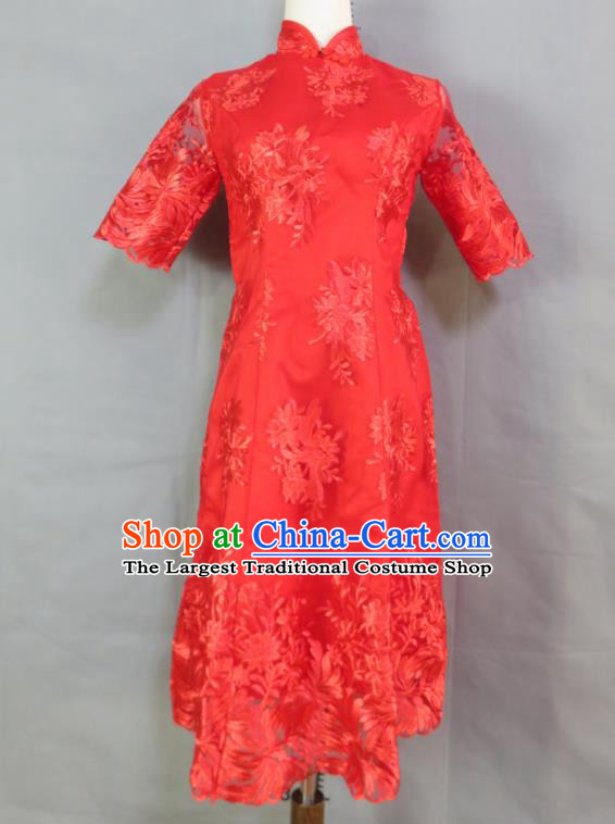 China Wedding Garment Costumes Classical Red Short Cheongsam Traditional Qipao Dress Bride Toasting Clothing