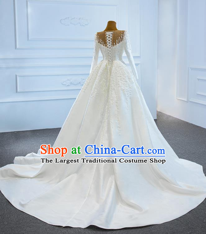 Custom Luxury Embroidery Pearls Wedding Dress Vintage Formal Garment Bride White Satin Full Dress Catwalks Princess Costume Ceremony Compere Clothing