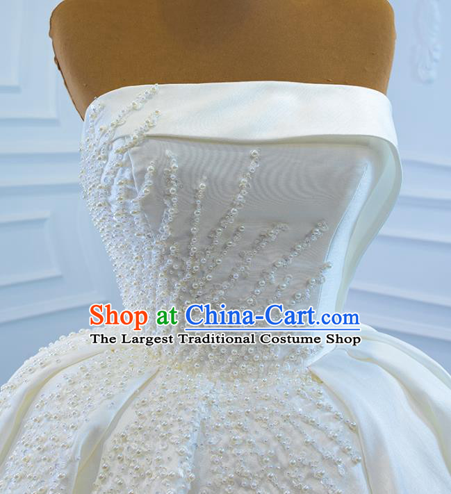 Custom Bride Embroidery Pearls Full Dress Catwalks Princess Costume Ceremony Compere Clothing Luxury White Satin Wedding Dress Vintage Formal Garment