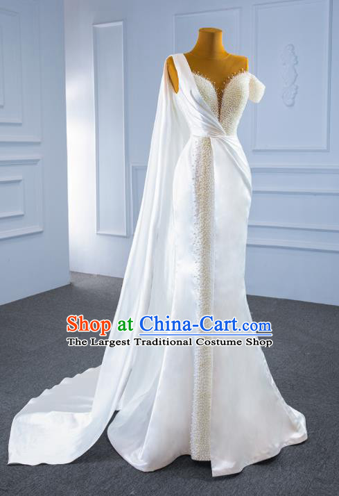 Custom Ceremony Vintage Clothing Luxury Fishtail Wedding Dress Compere Embroidery Pearls Garment Marriage Bride White Satin Full Dress Catwalks Formal Costume
