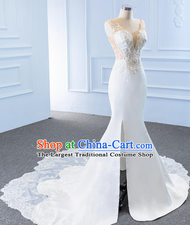 Custom Vintage Embroidery Wedding Dress Luxury Trailing Formal Garment Compere White Full Dress Catwalks Princess Costume Marriage Bride Clothing