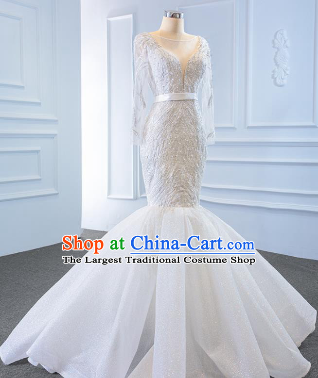 Custom Catwalks Princess Costume Marriage Bride Clothing Vintage Wedding Dress Luxury Embroidery Pearls Formal Garment Compere White Fishtail Full Dress