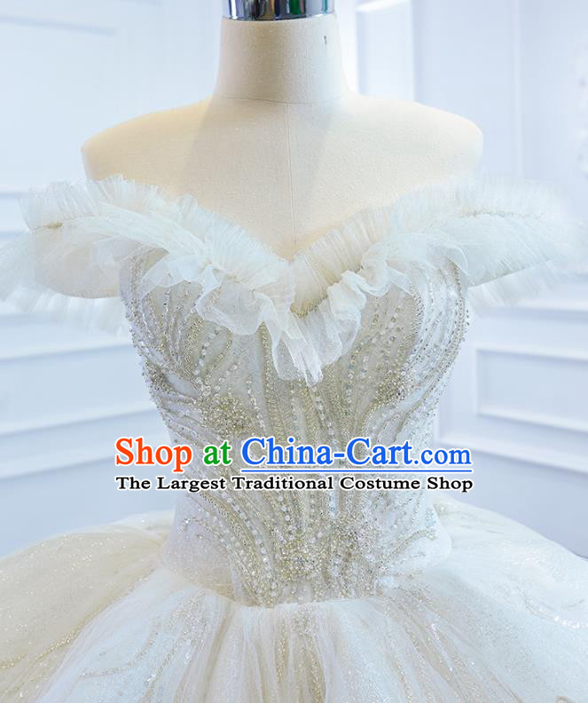 Custom Compere Trailing Full Dress Catwalks Princess Costume Marriage Bride Clothing Vintage White Wedding Dress Luxury Embroidery Pearls Formal Garment