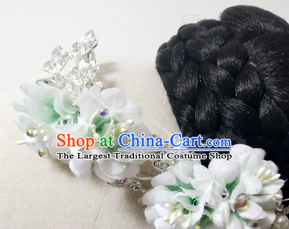 Chinese Women Jasmine Flower Dance Headdress Stage Performance Hairpieces Traditional Umbrella Dance Wigs Chignon Classical Dance Hair Accessories