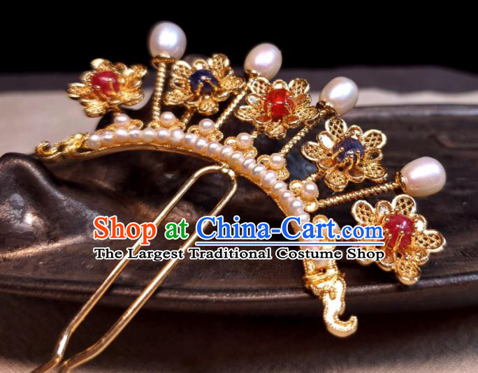 Chinese Handmade Tang Dynasty Queen Golden Plum Hair Stick Ancient Empress Gems Hairpin Traditional Hanfu Hair Accessories