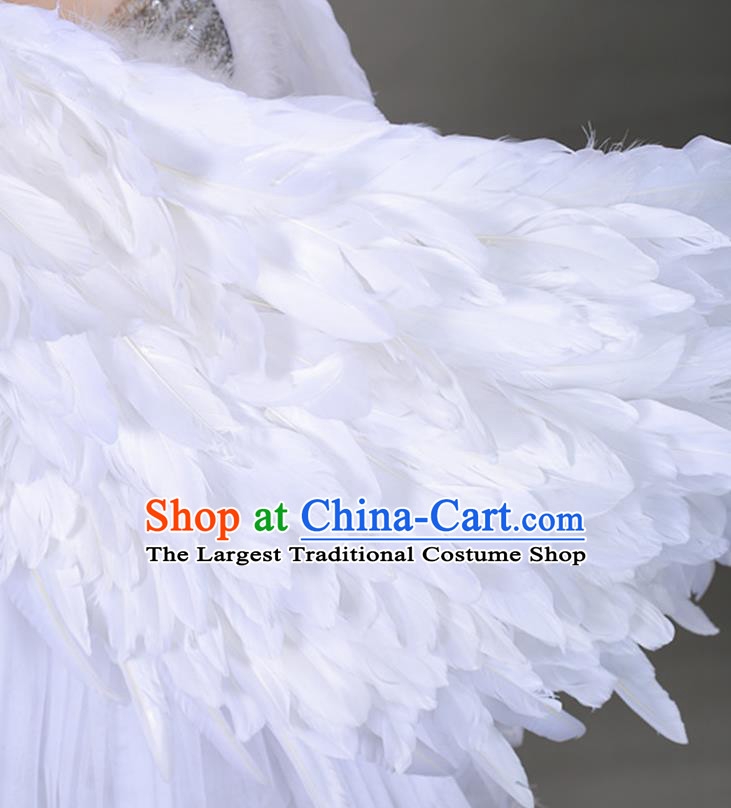 Custom Halloween Feather Decorations Catwalks Props Brazilian Carnival Accessories Miami Angel White Feathers Wings