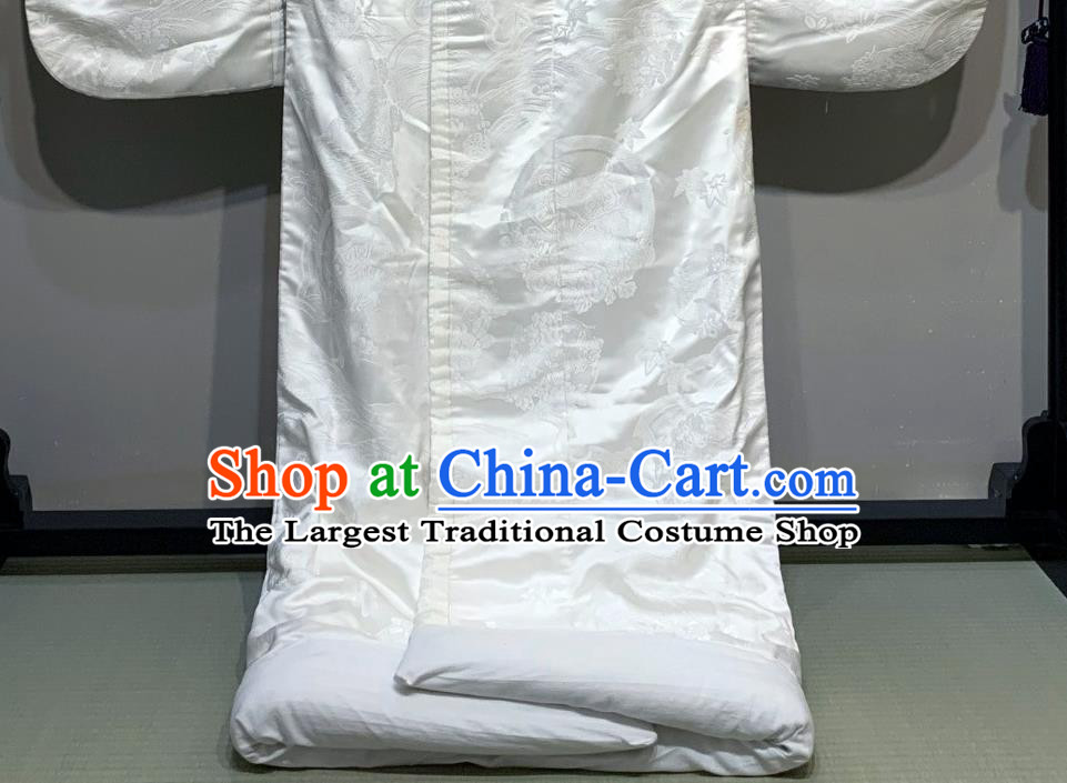 Japan Court Wedding Bride Garment Costume Traditional Geisha White Silk Yukata Dress Classical Flowers Pattern Shiromuku Kimono Clothing