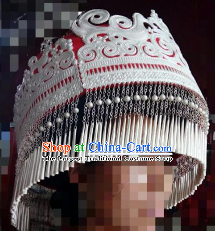 China Yi Nationality Folk Dance Headdress Handmade Minority Wedding Red Circular Hat Liangshan Ethnic Group Bride Headwear