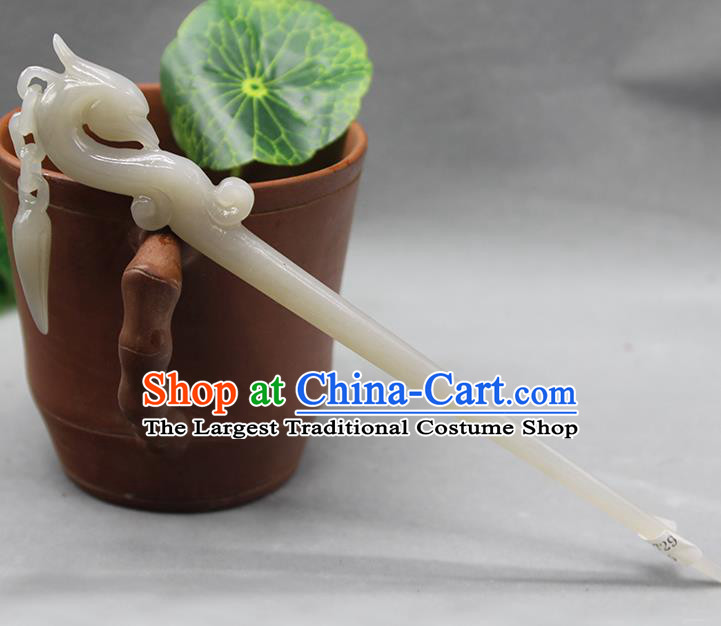 China Traditional Hair Accessories Ancient Court Lady Tassel Hair Stick Classical Headpiece Handmade Jade Carving Phoenix Hairpin