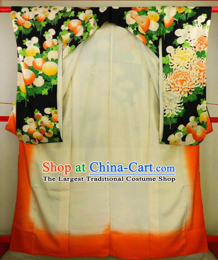 Japanese Traditional Furisode Kimono Clothing Court Empress Garment Costume Classical Chrysanthemum Pattern Black Yukata Dress