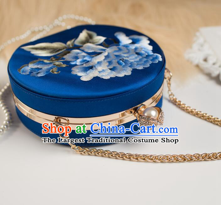 China Cheongsam Evening Bag National Royal Blue Silk Chain Bag Handmade Suzhou Embroidery Peony Handbag