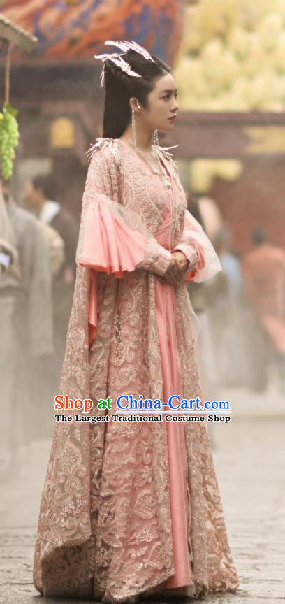 China Traditional Noble Lady Pink Dress Ancient Swordswoman Garment Costumes Romance Drama The Blessed Girl Yin Zhuang Clothing and Headpieces