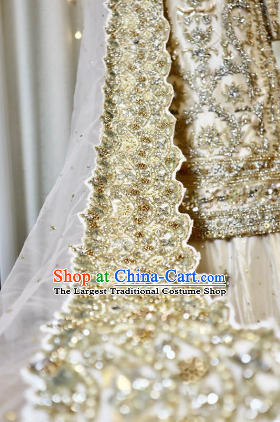 India Bride Clothing Traditional Garment Costumes Indian Wedding Dress Top Embroidered Champagne Lengha Outfit