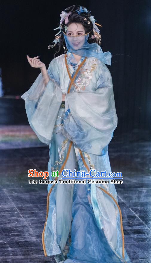 China Ancient Noble Lady Costumes Traditional Embroidered Hanfu Warring States Period Empress Blue Dresses