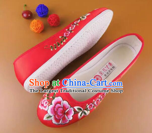 Chinese Embroidered Peony Wedding Shoes Handmade Old Peking Strong Cloth Soles Shoes Red Satin Shoes