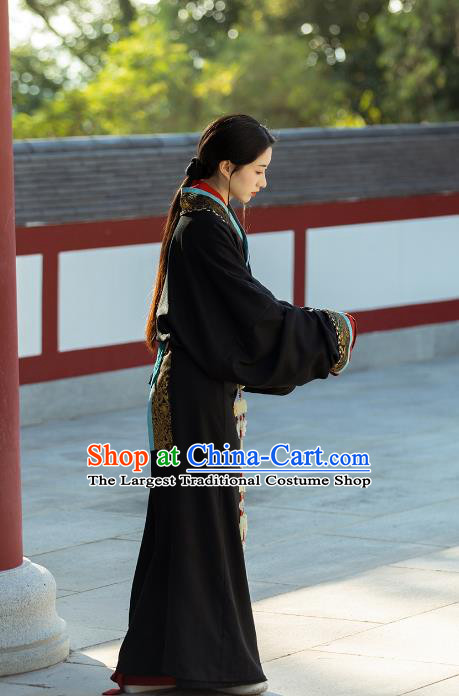 China Ancient Noble Woman Clothing The Warring States Period Young Mistress Costumes Traditional Hanfu Black Straight Front Robe