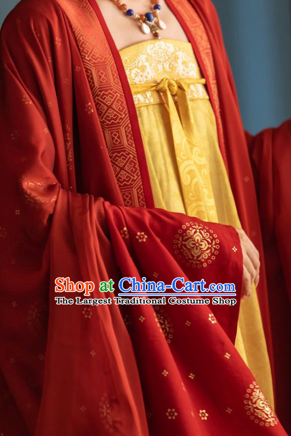 China Traditional Hanfu Red Wide Sleeve Cape and Yellow Dress Late Tang Dynasty Empress Costumes Ancient Noble Woman Clothing