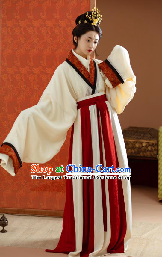 China Eastern Han Dynasty Beauty Costumes Traditional Hanfu White Dress Ancient Court Princess Clothing