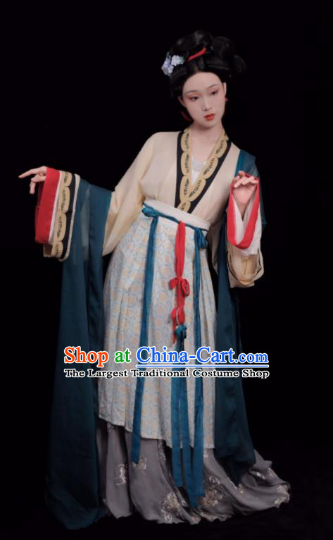 Chinese Ancient Noble Beauty Costumes Traditional Hanfu Clothing Song Dynasty Young Woman Apricot Dress