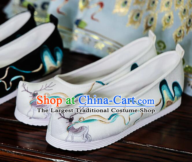 China Ancient Childe Shoes Handmade Shoes White Cloth Embroidered Deer Shoes Traditional Hanfu Shoes