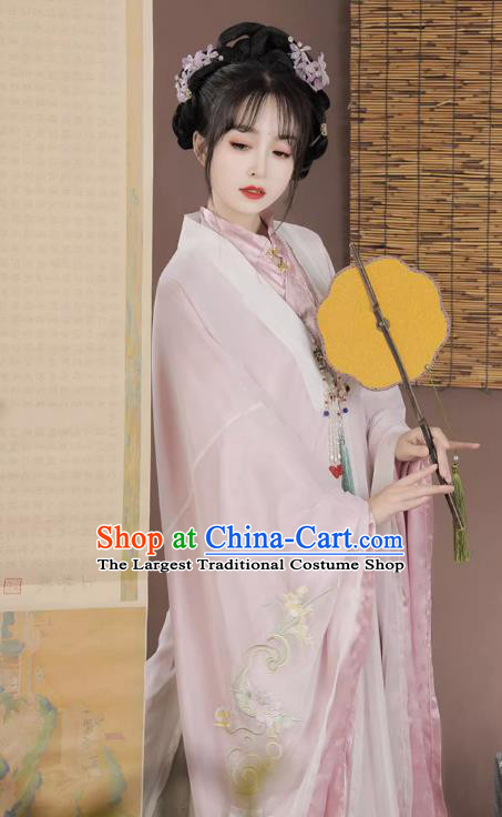 China Traditional Woman Mamian Qun Costumes Ancient Noble Lady Dress Ming Dynasty Clothing