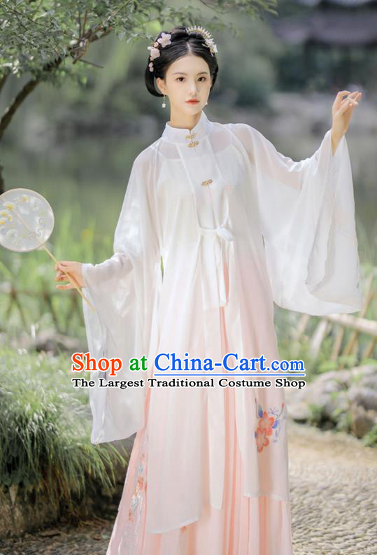 China Ancient Young Woman Clothing Traditional Hanfu Dress Ming Dynasty Rich Lady Costumes