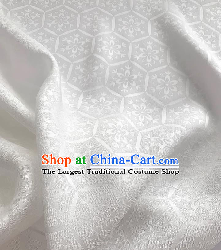 White China Traditional Tortoiseshell Pattern Fabric Cheongsam Cloth Jacquard Damask Classical Mulberry Silk