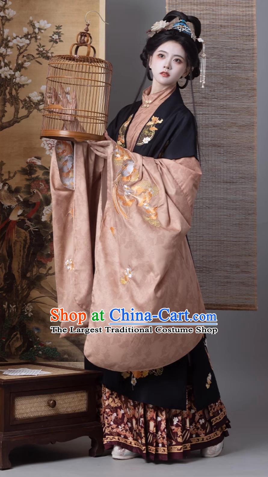 Chinese Ming Dynasty Embroidered Clothing Ancient China Princess Costume Traditional Hanfu Dress Complete Set