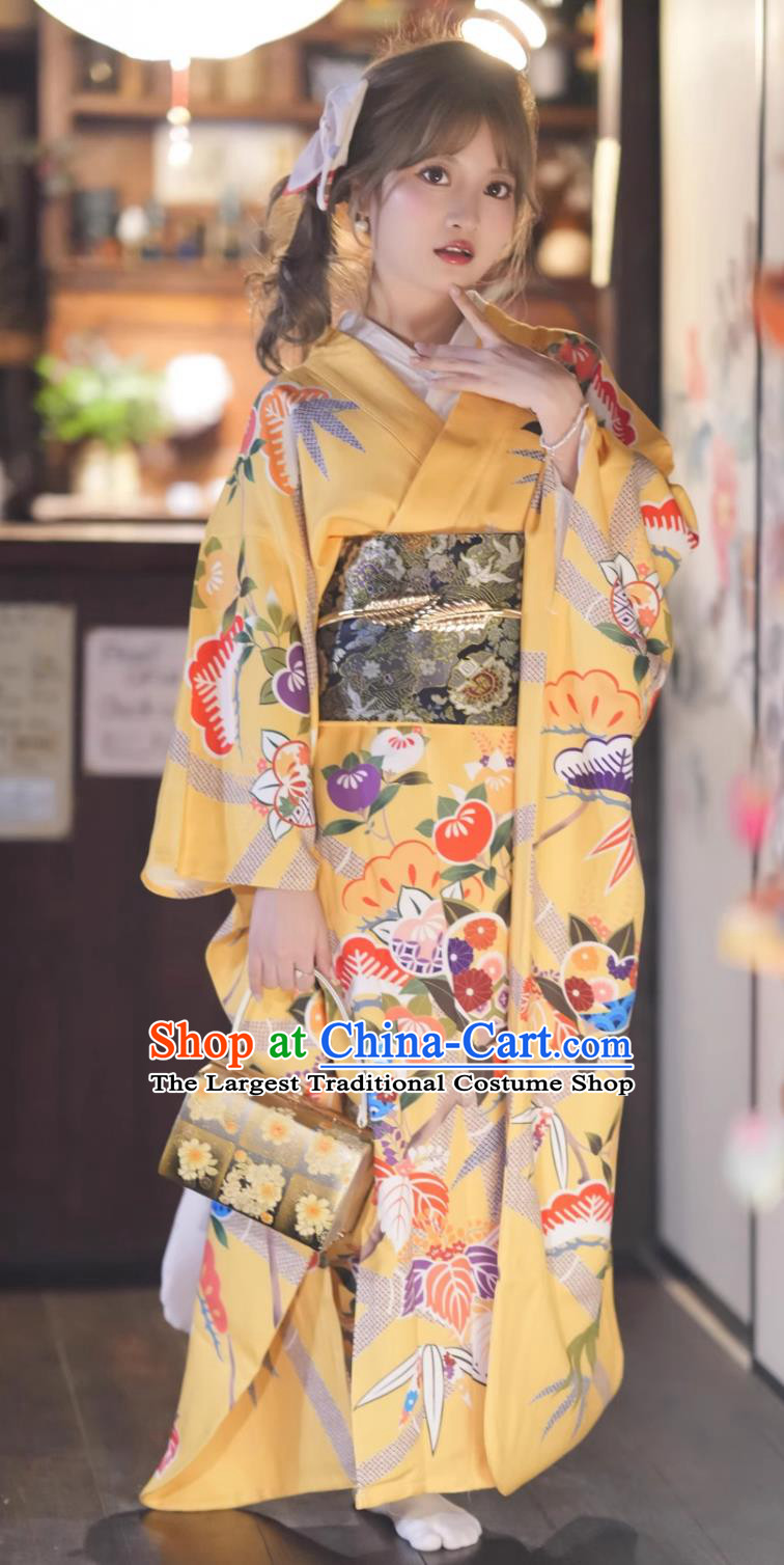 Japanese Large Shocksleeves Costume Traditional Kimono Ceremony Yellow Formal Dress