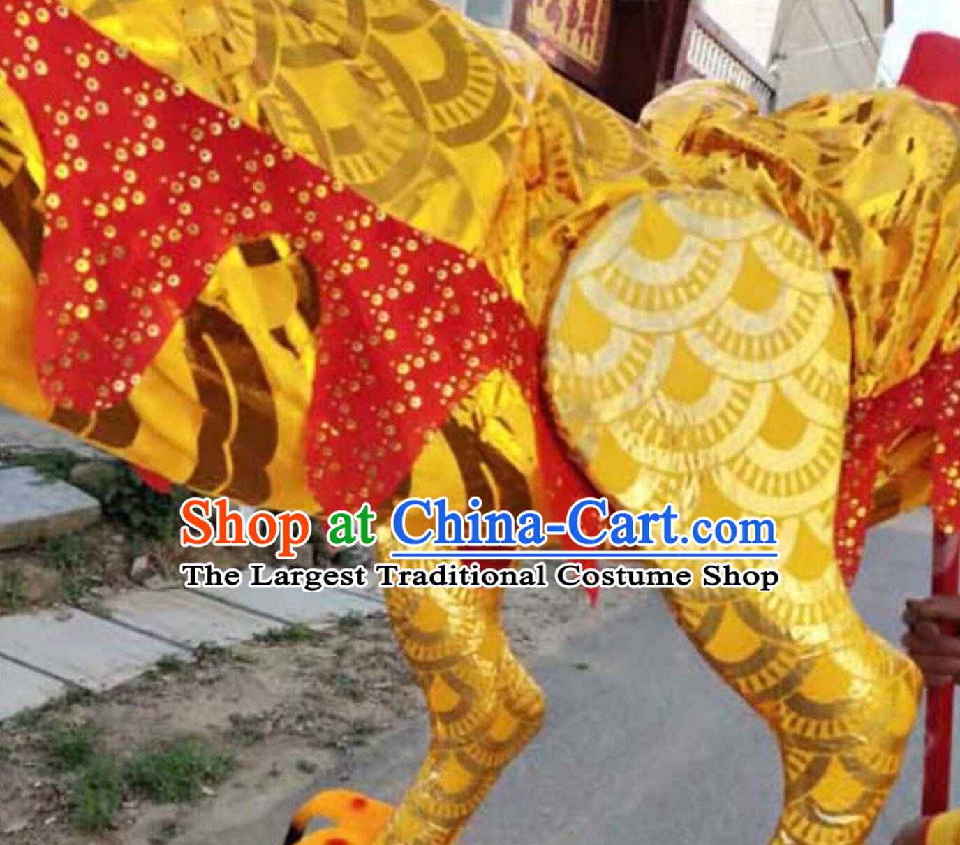 Chinese Dragon Dance Prop New Year Loong Decoration Handmade Golden Dragon Artwork