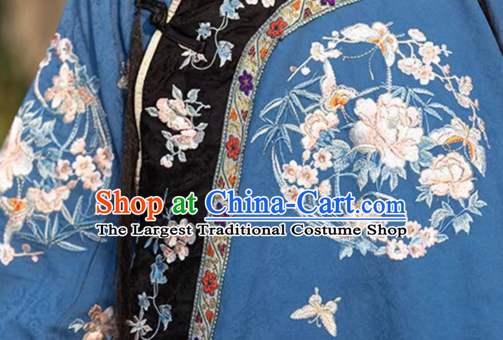 Chinese Ming Dynasty Noble Lady Dress Ancient China Woman Clothing Traditional Hanfu Blue Blouse and Mamian Skirt Complete Set