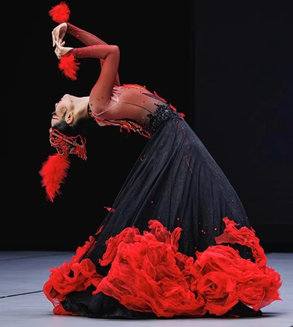 Chinese Kazakh Dance Performance Costume Flame Dance Dress Xinjiang Ethnic Dance Attire